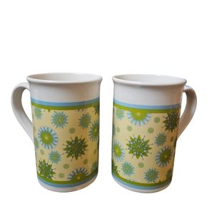 Set of vintage Royal Norfolk snowflake mugs Euc